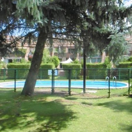 Alojamientos Castellana Jardin 1 Y 2 Parking Y Piscina Gratis!! Burgo Εξωτερικό φωτογραφία